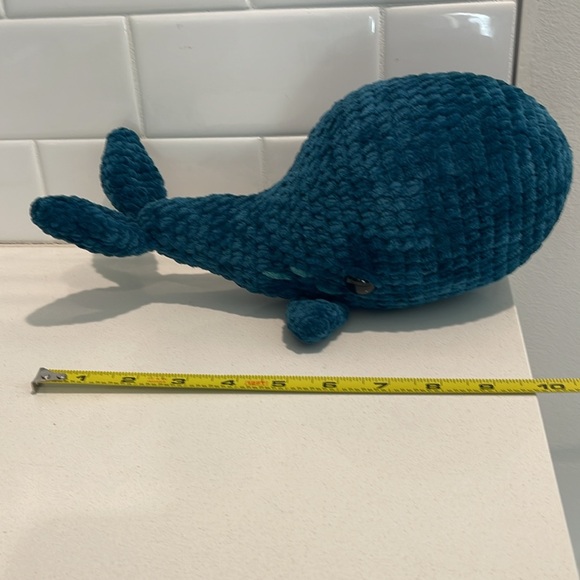 Plush Handcrafted Blue Whale Figure Toy 🐳 Amigurui Crochet Figure - Picture 7 of 9
